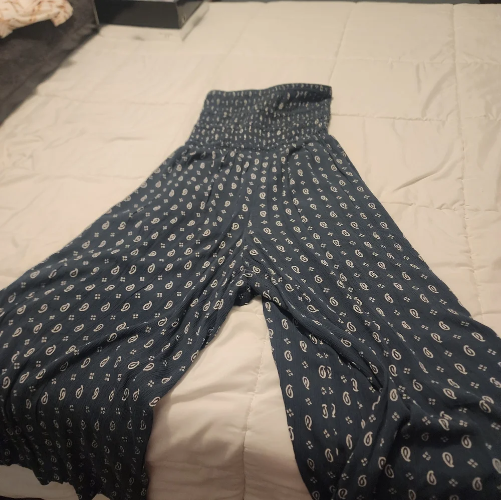 Jumpsuit - Picture 3 of 3